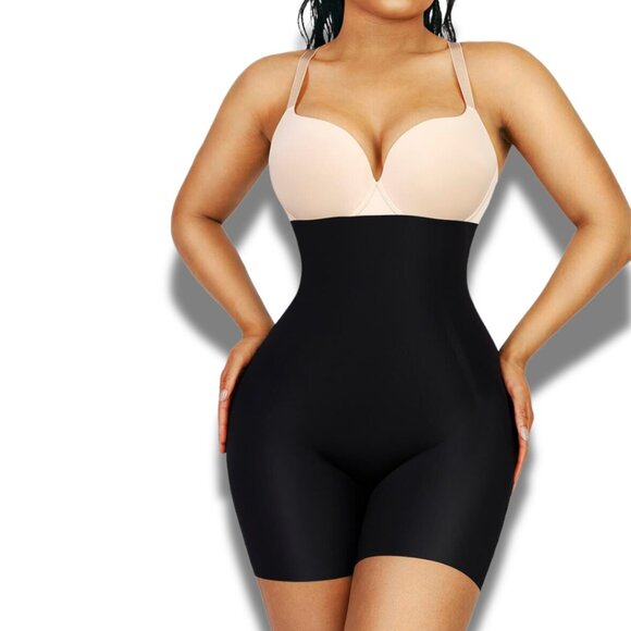 High-Waisted Black Shapewear Shorts - Picture 5 of 10